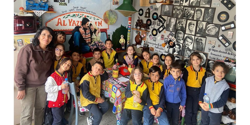Minik Ellerden Geri Dönüşüme Destek: 2/A'dan Atölye Ziyareti